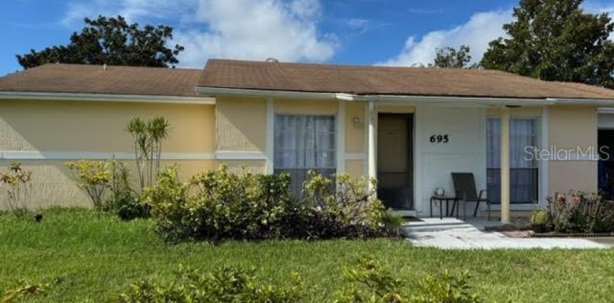 House in Kissimmee, Florida 2 bedrooms, 136.94 sq.m. № 1260245