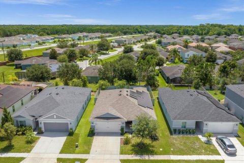 Villa ou maison à vendre à Davenport, Floride: 4 chambres, 163.51 m2 № 1260206 - photo 1