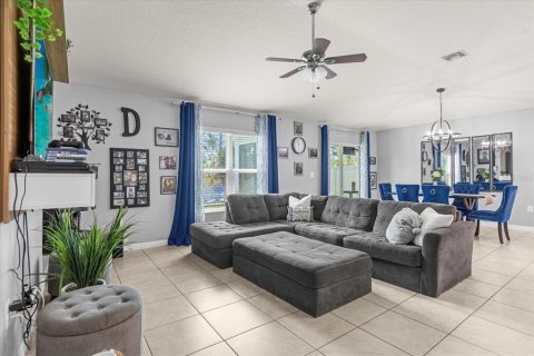 House in Davenport, Florida 4 bedrooms, 163.51 sq.m. № 1260206 - photo 6