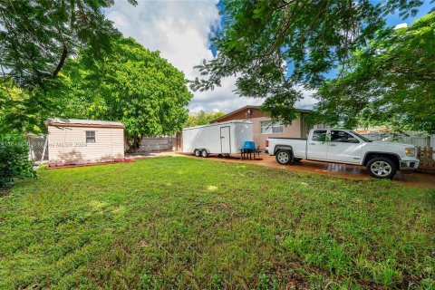 Villa ou maison à vendre à Homestead, Floride: 3 chambres, 127.74 m2 № 1332565 - photo 5