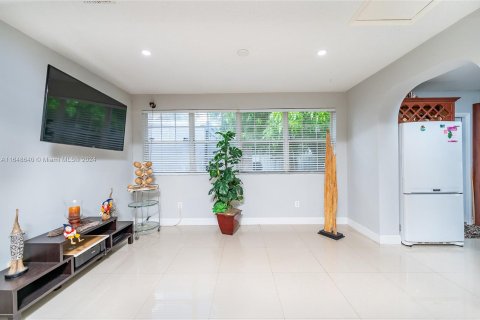 Casa en venta en Homestead, Florida, 3 dormitorios, 127.74 m2 № 1332565 - foto 13