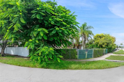 Villa ou maison à vendre à Homestead, Floride: 3 chambres, 127.74 m2 № 1332565 - photo 29