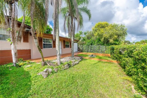 Villa ou maison à vendre à Homestead, Floride: 3 chambres, 127.74 m2 № 1332565 - photo 3