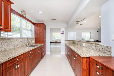 Casa en venta en Homestead, Florida, 3 dormitorios, 127.74 m2 № 1332565 - foto 11