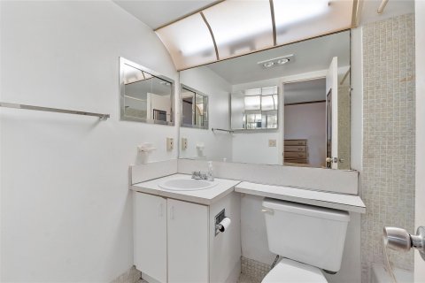 Copropriété à vendre à Deerfield Beach, Floride: 1 chambre, 65.77 m2 № 1029777 - photo 11