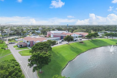 Condo in Deerfield Beach, Florida, 1 bedroom  № 1029777 - photo 4