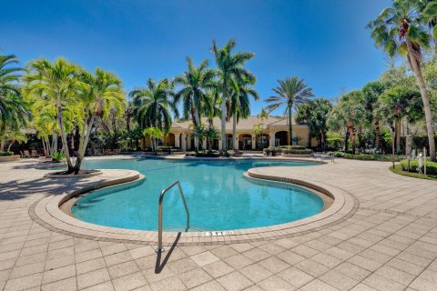 Villa ou maison à vendre à Lake Worth, Floride: 5 chambres, 344.95 m2 № 1073844 - photo 12