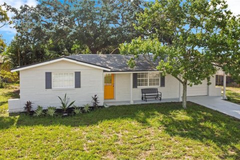 House in Holiday, Florida 2 bedrooms, 112.97 sq.m. № 1350432 - photo 15