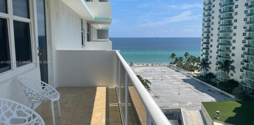 Condo à Hollywood, Floride, 2 chambres  № 1067844