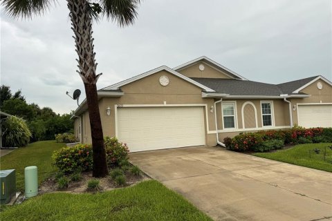 Touwnhouse à vendre à Punta Gorda, Floride: 2 chambres, 140.28 m2 № 1387606 - photo 2