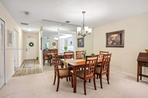 Condo in Stuart, Florida, 2 bedrooms  № 1305333 - photo 9