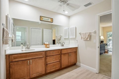 Condo in Stuart, Florida, 2 bedrooms  № 1305333 - photo 22