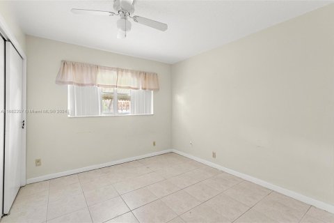 Condo in Deerfield Beach, Florida, 2 bedrooms  № 1377206 - photo 18