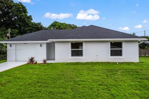 House in Vero Beach, Florida 3 bedrooms, 129.04 sq.m. № 1377297 - photo 25