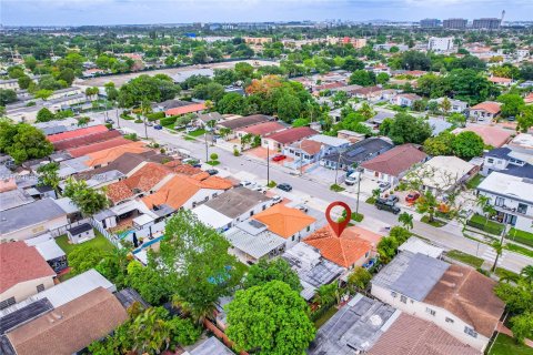 Villa ou maison à vendre à Miami, Floride: 3 chambres, 136.29 m2 № 1242319 - photo 30