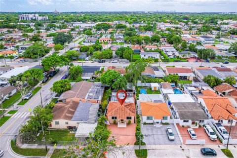 Villa ou maison à vendre à Miami, Floride: 3 chambres, 136.29 m2 № 1242319 - photo 26