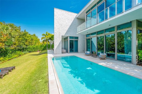 Casa en venta en Key Biscayne, Florida, 7 dormitorios, 471.39 m2 № 1033177 - foto 27