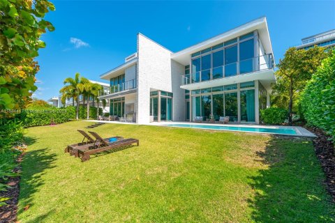 Villa ou maison à vendre à Key Biscayne, Floride: 7 chambres, 471.39 m2 № 1033177 - photo 30
