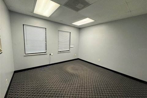 Immobilier commercial à vendre à Jacksonville, Floride: 1170.57 m2 № 1356090 - photo 7