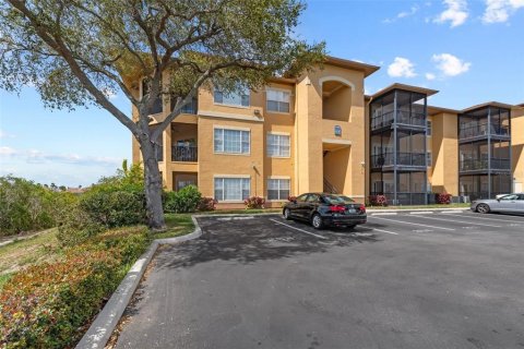 Copropriété à vendre à Tampa, Floride: 2 chambres, 107.12 m2 № 1055428 - photo 2
