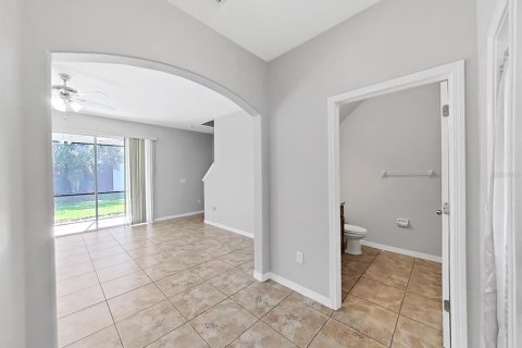 Townhouse in Tampa, Florida 3 bedrooms, 184.69 sq.m. № 1354172 - photo 4