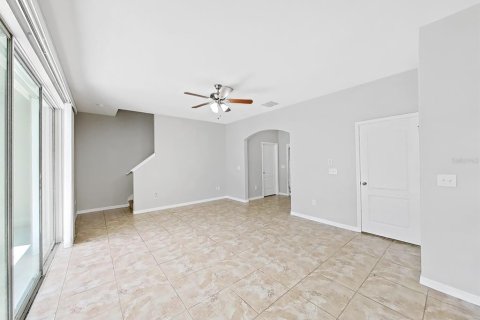 Townhouse in Tampa, Florida 3 bedrooms, 184.69 sq.m. № 1354172 - photo 7