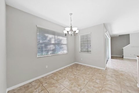 Townhouse in Tampa, Florida 3 bedrooms, 184.69 sq.m. № 1354172 - photo 10