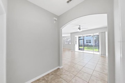 Adosado en venta en Tampa, Florida, 3 dormitorios, 184.69 m2 № 1354172 - foto 3