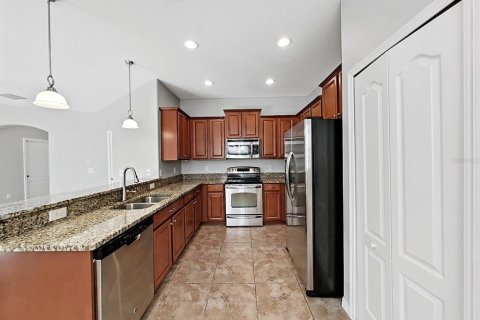 Adosado en venta en Tampa, Florida, 3 dormitorios, 184.69 m2 № 1354172 - foto 12