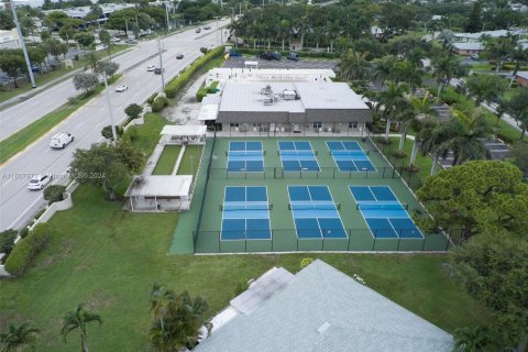 Condo in Delray Beach, Florida, 2 bedrooms  № 1422995 - photo 14