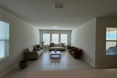 Villa ou maison à vendre à Kissimmee, Floride: 4 chambres, 189.24 m2 № 1391123 - photo 8