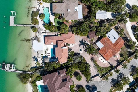 House in Sarasota, Florida 6 bedrooms, 470.09 sq.m. № 1041804 - photo 9