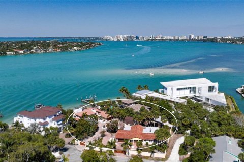 Villa ou maison à vendre à Sarasota, Floride: 6 chambres, 470.09 m2 № 1041804 - photo 3