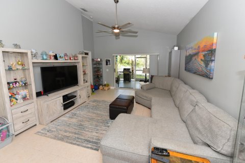 House in Hobe Sound, Florida 3 bedrooms, 124.67 sq.m. № 1210590 - photo 23