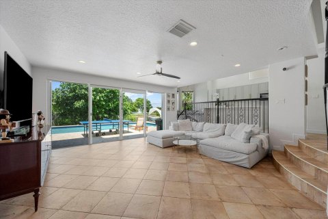 House in Wellington, Florida 4 bedrooms, 281.96 sq.m. № 1210562 - photo 29