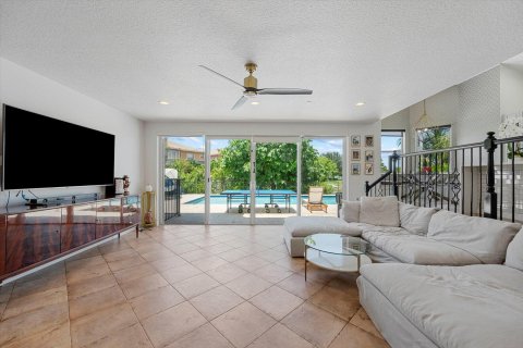 House in Wellington, Florida 4 bedrooms, 281.96 sq.m. № 1210562 - photo 30