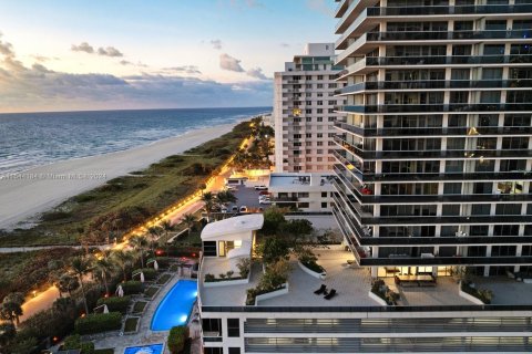 Copropriété à vendre à Miami Beach, Floride: 2 chambres, 122.82 m2 № 1047244 - photo 1