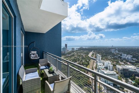 Condominio en venta en Miami, Florida, 2 dormitorios, 131.64 m2 № 1076645 - foto 27
