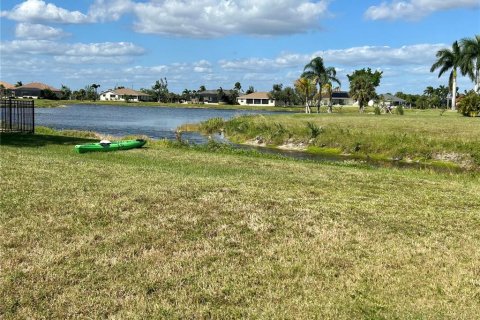 Terrain à vendre à Punta Gorda, Floride № 1295275 - photo 4