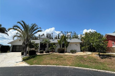 Villa ou maison à vendre à Punta Gorda, Floride: 2 chambres, 122.82 m2 № 1196506 - photo 3