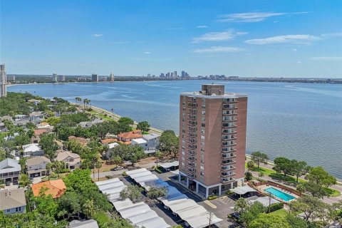 Condominio en venta en Tampa, Florida, 2 dormitorios, 82.5 m2 № 1242873 - foto 1