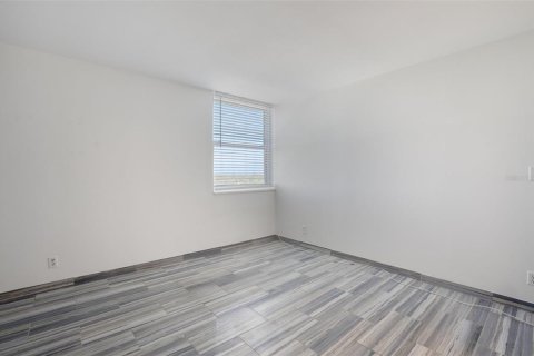 Condominio en venta en Tampa, Florida, 2 dormitorios, 82.5 m2 № 1242873 - foto 17