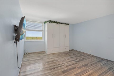 Copropriété à vendre à Tampa, Floride: 2 chambres, 82.5 m2 № 1242873 - photo 12