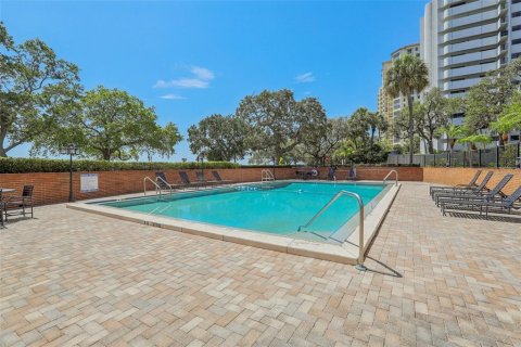 Copropriété à vendre à Tampa, Floride: 2 chambres, 82.5 m2 № 1242873 - photo 25