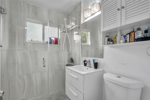 Immobilier commercial à vendre à Miami, Floride: 211.54 m2 № 1345999 - photo 18