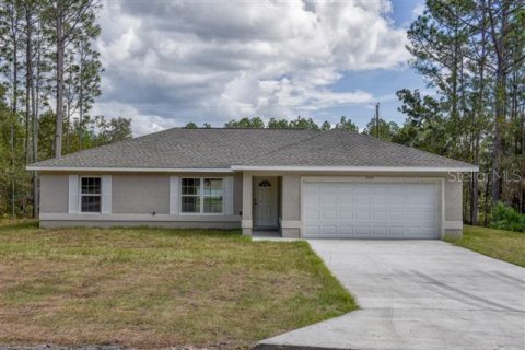 House in Ocala, Florida 3 bedrooms, 123.65 sq.m. № 1340568 - photo 1