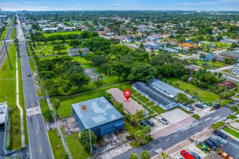 Commercial property in Dania Beach, Florida 216.65 sq.m. № 1385639 - photo 8