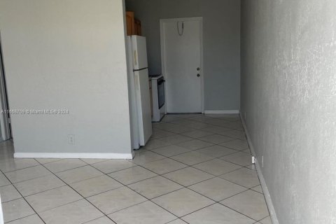 Immobilier commercial à vendre à Dania Beach, Floride: 216.65 m2 № 1385638 - photo 6