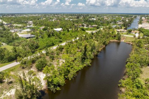 Terreno en venta en Port Charlotte, Florida № 1264073 - foto 9