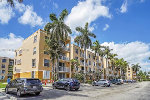 Condominio en venta en Dania Beach, Florida, 2 dormitorios, 94.95 m2 № 1075285 - foto 25